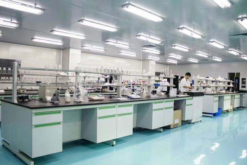 選擇實驗室超純水機時需要考慮哪些因素,超純水機定制費用多少?